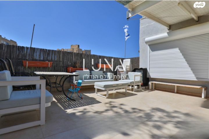 דופלקס, שדרות פנחס לבון 11, קרית נורדאו, נתניה