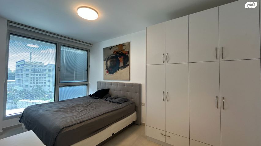 דירה, החשמונאים 100, גני שרונה, קרית הממשלה, תל אביב יפו