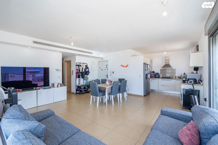 דירה, תאנה, חריש