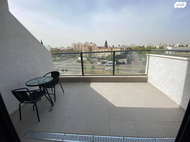 דירה, בעל התניא, לוד