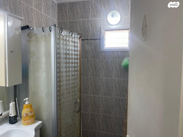 דירה, שפרינצק 17, גבעת אוסישקין, נהריה