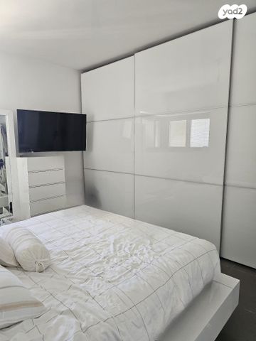 דירה, זלמן שז"ר 7, עיר ימים, נתניה