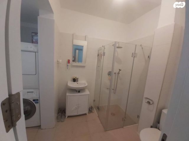 דירה, בעל התניא, לוד