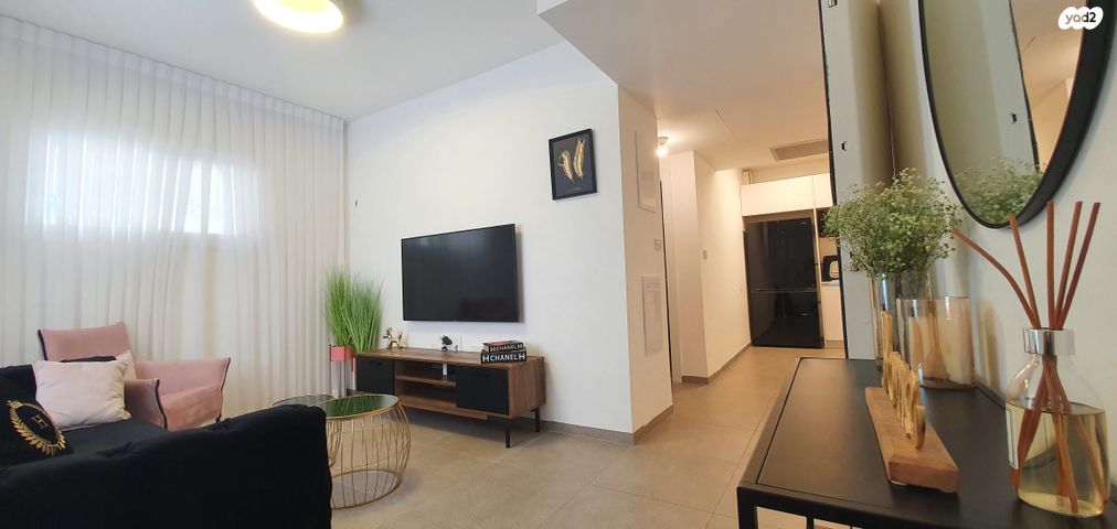 דירה, טירת כרמל