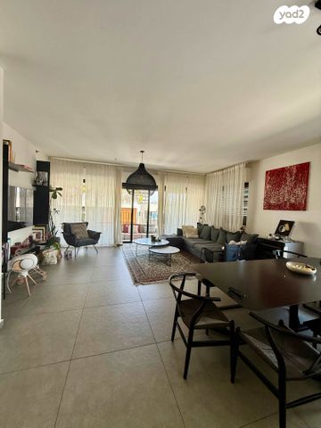 גג/ פנטהאוז, מקווה ישראל 19, לב תל אביב, לב העיר צפון, תל אביב יפו