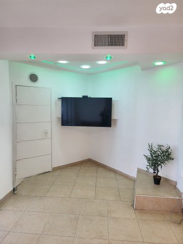 דירה, שמואל הנביא, רובע י', אשדוד