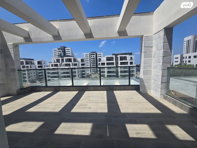 גג/ פנטהאוז, מור, אור ים, אור עקיבא