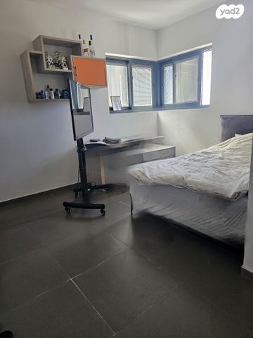 דירה, זלמן שז"ר 7, עיר ימים, נתניה