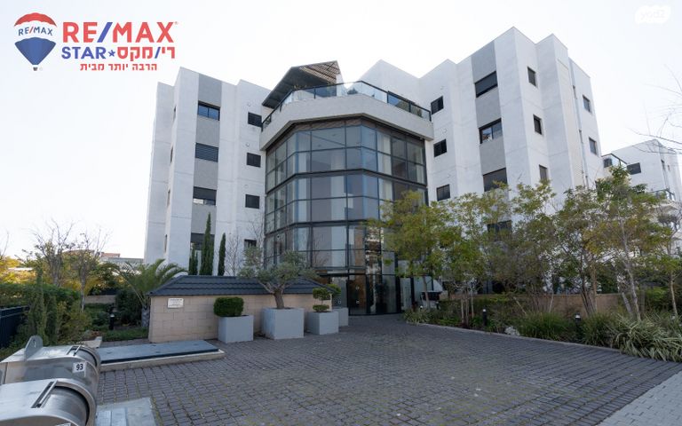 דירת גן, יעקב דורי 6, הרצליה