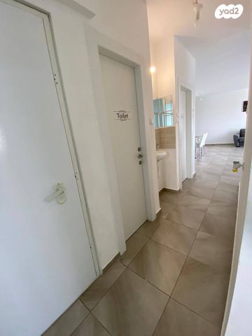 דירה, בעל התניא, לוד