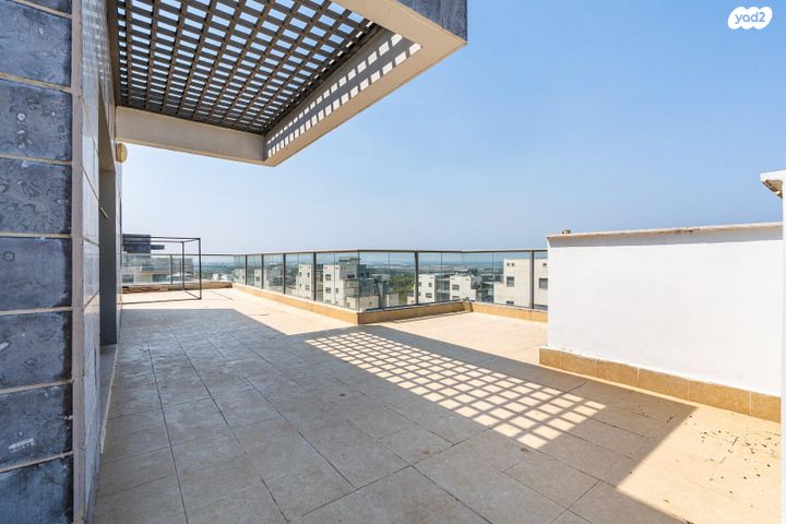 דירה, תאנה, חריש