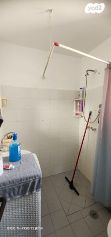 דירה, האורן, רמות ויצמן, יבנה