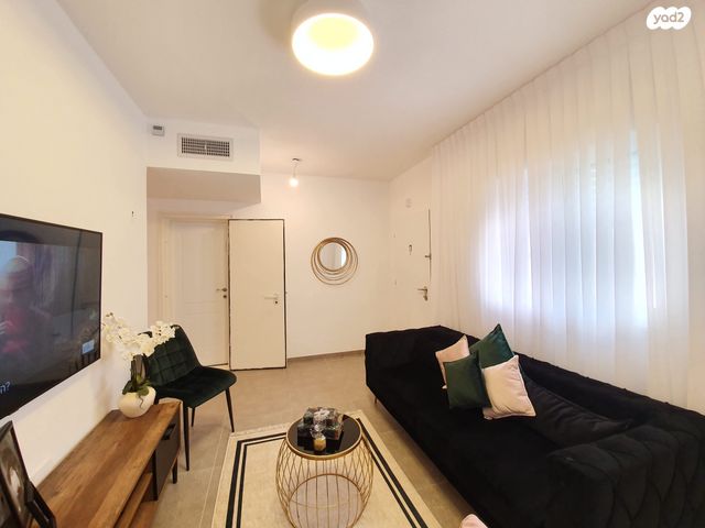 דירה, טירת כרמל