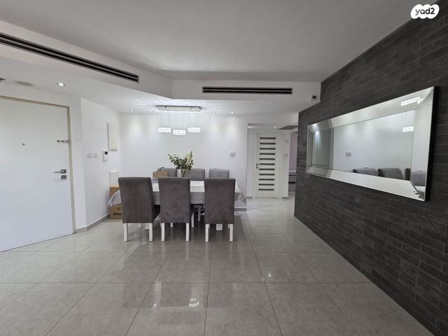 דירה, המוכתר 6, העיר העתיקה, רמב"ם, דרום, באר שבע