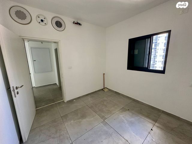 דירה, ערבי נחל, סיטי, גבעתיים