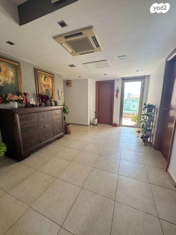 דופלקס, העצמאות, כפר גנים ג, פתח תקווה