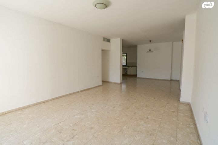 דירה, רעננה