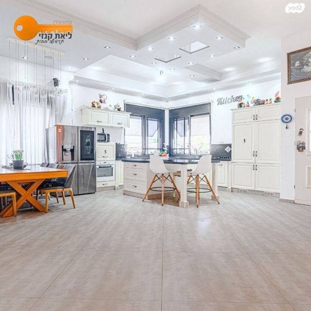 בית פרטי/ קוטג', אחוזם