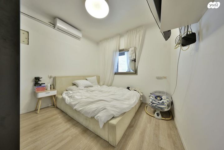 גג/ פנטהאוז, מנחם בגין 34, נווה גנים, קרית מוצקין