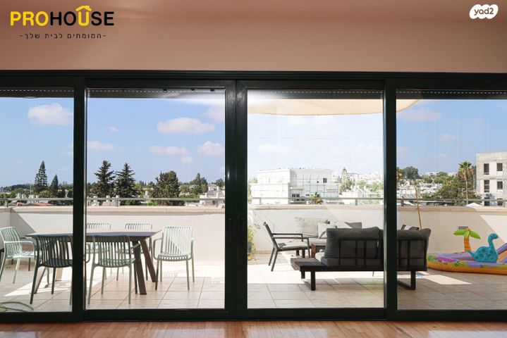 גג/ פנטהאוז, יעקב חזן, רביבים, תל אביב יפו