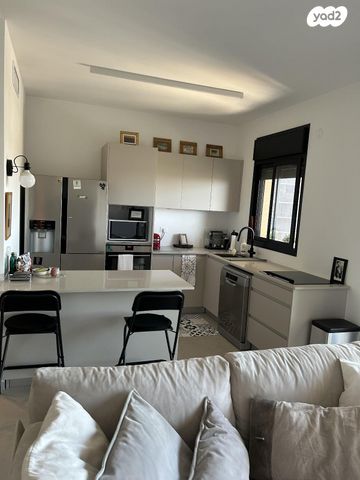 דירה, מורשה, רמת השרון