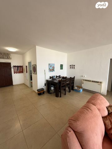 דירה, שדרות הנשיא וייצמן, רח' הנשיא צפון, חדרה