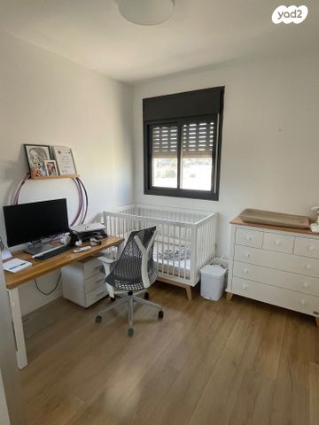 דירה, האתרוג, הדרים / כ"א, שוהם