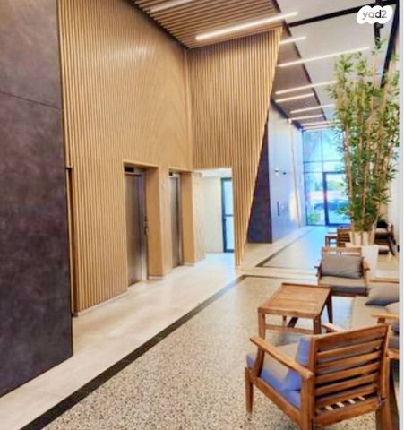 דירה, שדרות מנחם בגין 48, חדרה