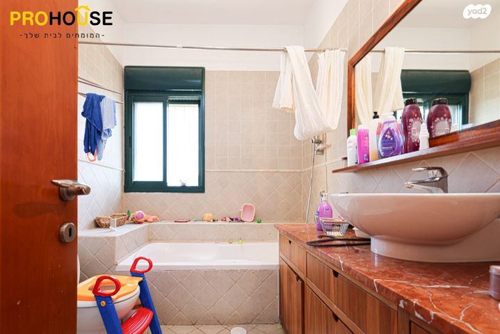 גג/ פנטהאוז, יעקב חזן, רביבים, תל אביב יפו