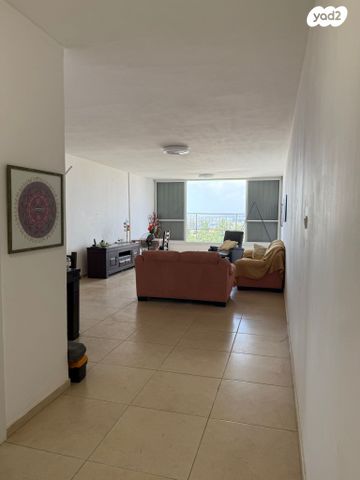 דירה, שדרות הנשיא וייצמן, רח' הנשיא צפון, חדרה