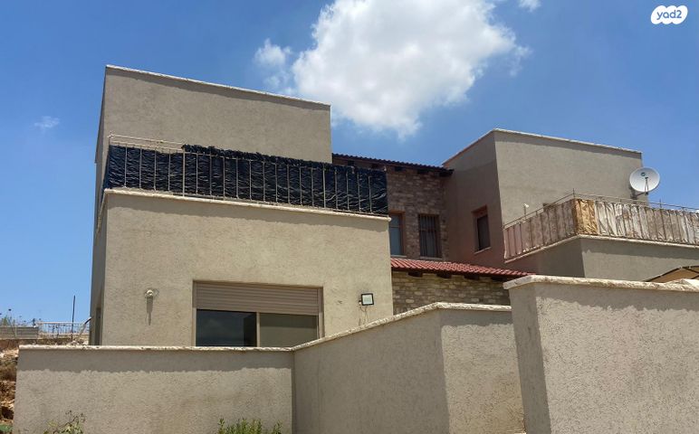 דו משפחתי, חשמונאים