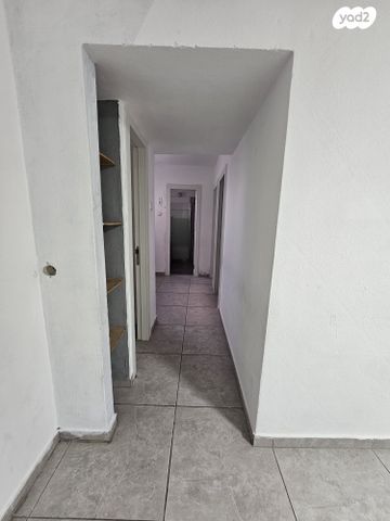 דירה, שדרות פנחס ספיר 5, קרית ים ג', קרית ים