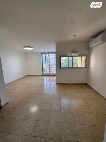 דירה, מבצע נחשון, שכונה ו', באר שבע