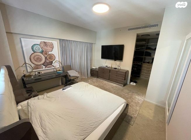 גג/ פנטהאוז, אריק איינשטיין 3, דרום חדש, פארק הים, בת ים