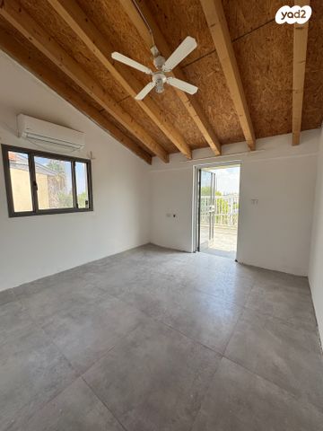 דופלקס, עולי הגרדום, רמת החייל, תל אביב יפו