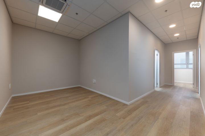 סטודיו, מעלה כמון 9, כרמיאל