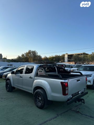 איסוזו די-מקס