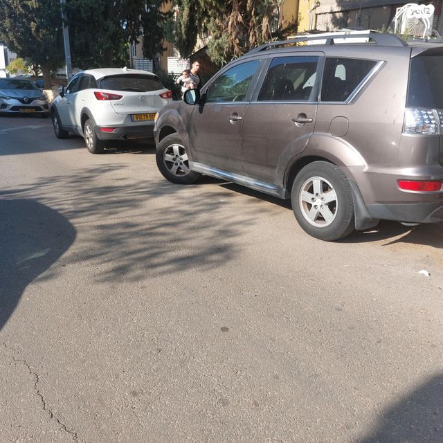 מיצובישי אאוטלנדר