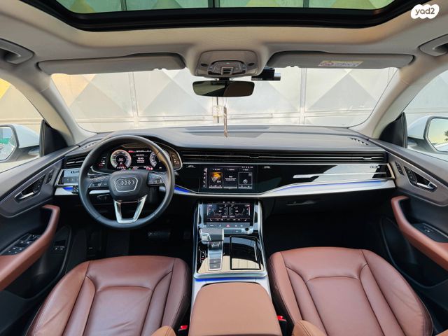 אאודי Q8
