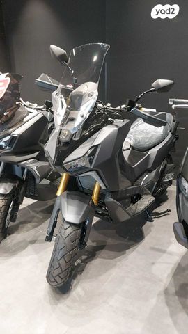 מודעת רכב סאן יאנג ADX400
