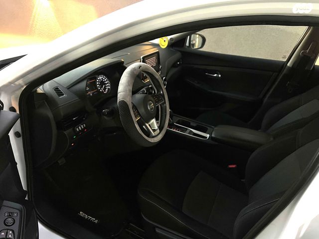 ניסאן סנטרה