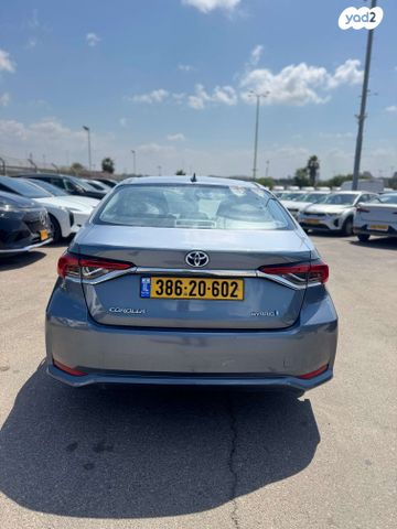 מודעת רכב טויוטה קורולה