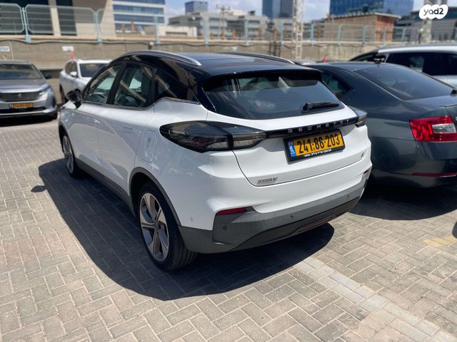 ג׳ילי Geometry C