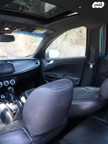 אלפא רומיאו ג'ולייטה