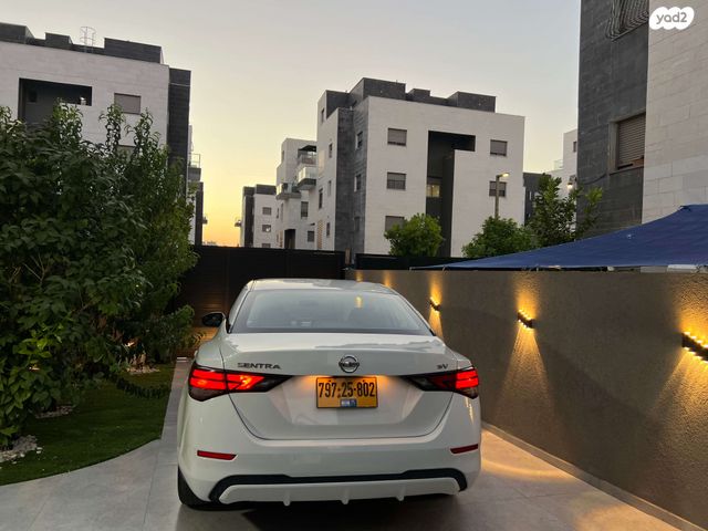 ניסאן סנטרה