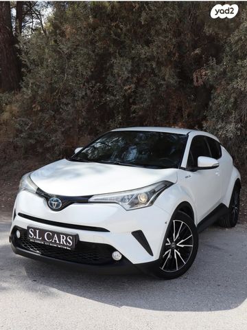 מודעת רכב טויוטה C-HR