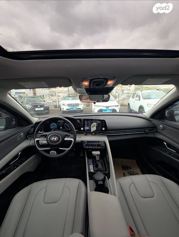 יונדאי אלנטרה