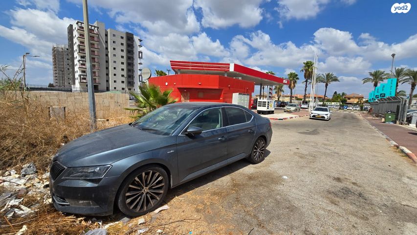 מודעת רכב סקודה סופרב