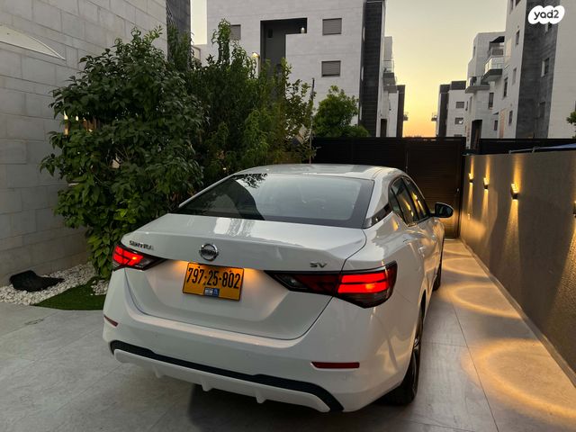 ניסאן סנטרה