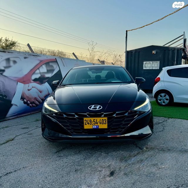 יונדאי אלנטרה